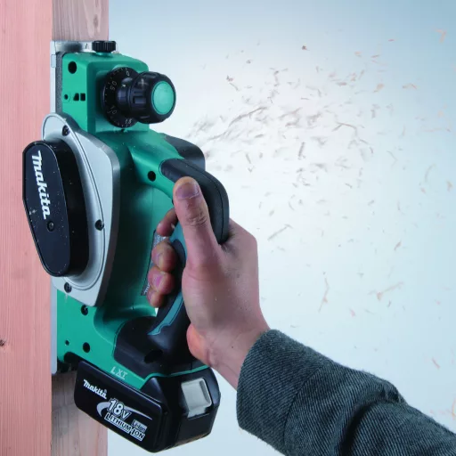 Makita DKP180Z elektromos kézi gyalu Fekete, Kék 14000 RPM
