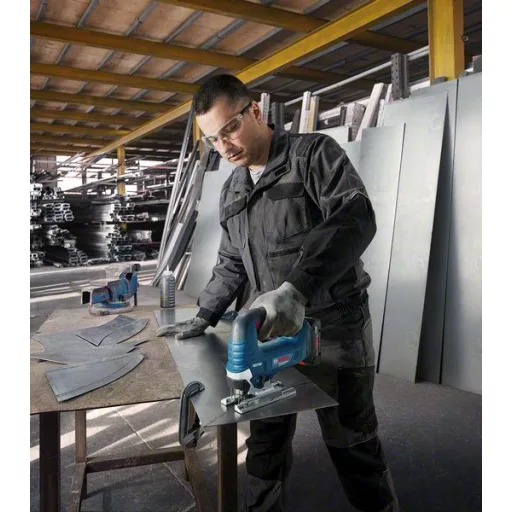 Bosch GST 18V-125 B Professional elektromos szúrófűrész