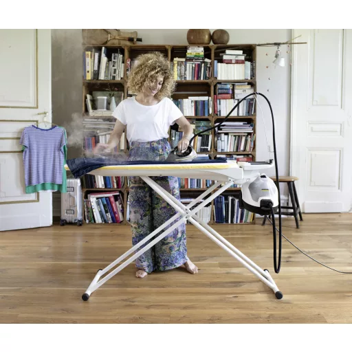 Kärcher SC 4 EasyFix IRON Henger gőztisztító 0,8 L 2000 W Fekete, Fehér