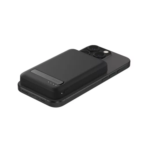 Belkin BoostCharge Pro Vezeték nélkül tölthető Fekete