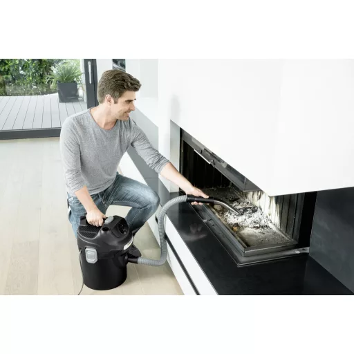 Kärcher AD 2 600 AW 14 L Fekete