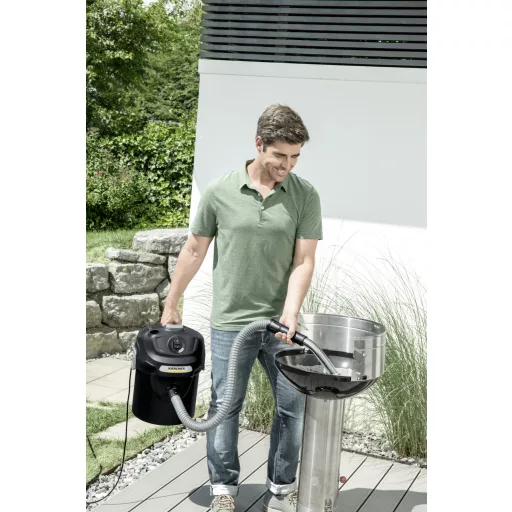 Kärcher AD 2 600 AW 14 L Fekete