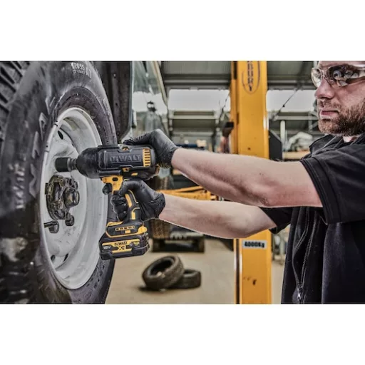 DeWALT DCF900P2G-QW motoros csavarhúzó és ütvecsavarozó 2300 RPM
