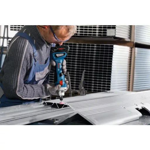Bosch GGS 18V-20 Professional sarokcsiszolók 1,2 kg