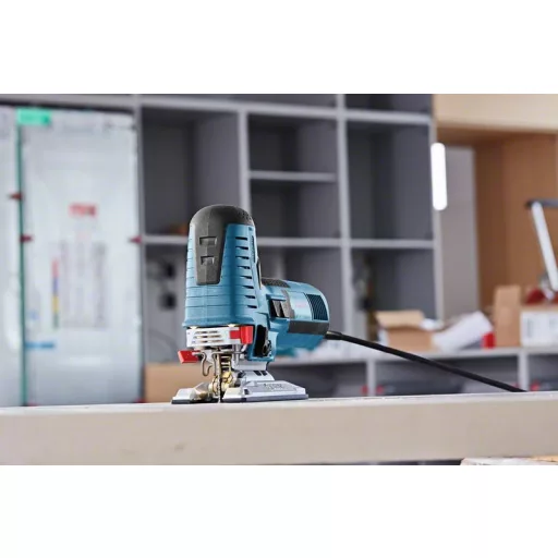 Bosch 0 601 517 000 elektromos szúrófűrész 2,2 kg