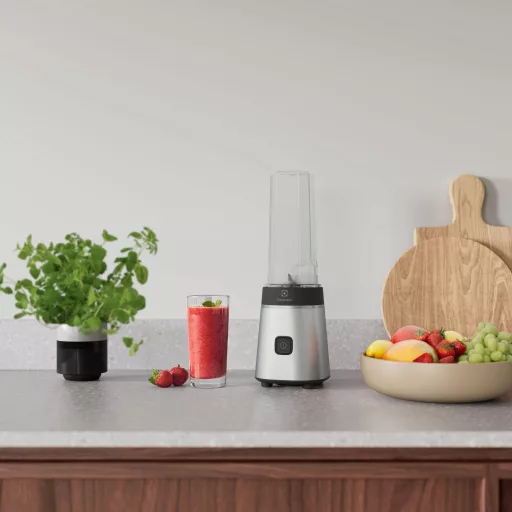 Electrolux E3SB1-4ST 0,92 L Merülő mixer 300 W Rozsdamentes acél