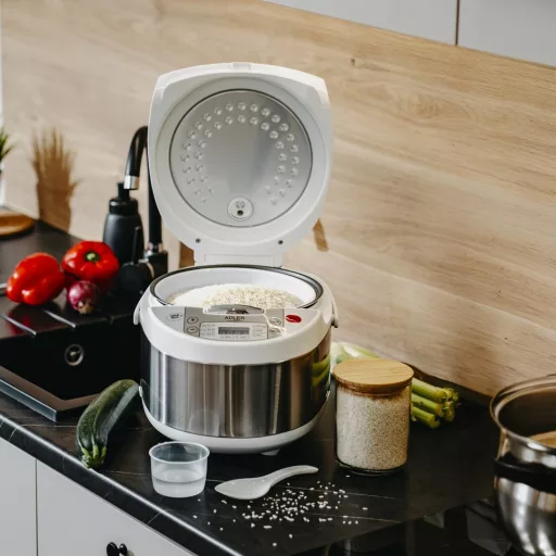 Adler AD 6420 Multi-cooker 6 in 1 – 3.25 L silver, white