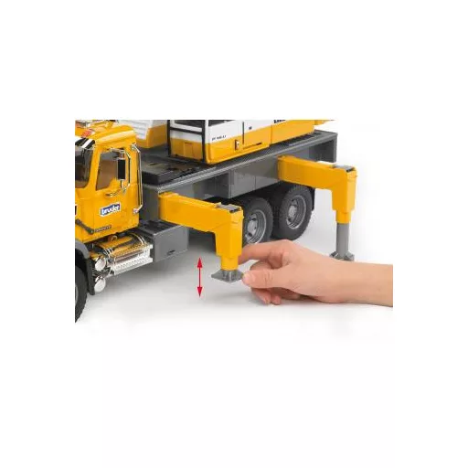 BRUDER MACK Granite Liebherr crane truck