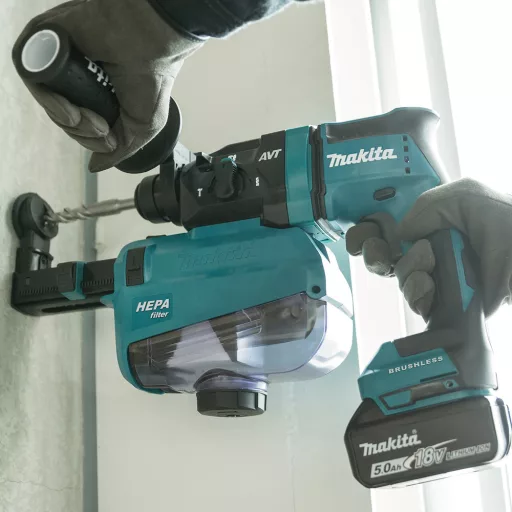 Makita DHR182ZU fúrókalapács SDS Plus
