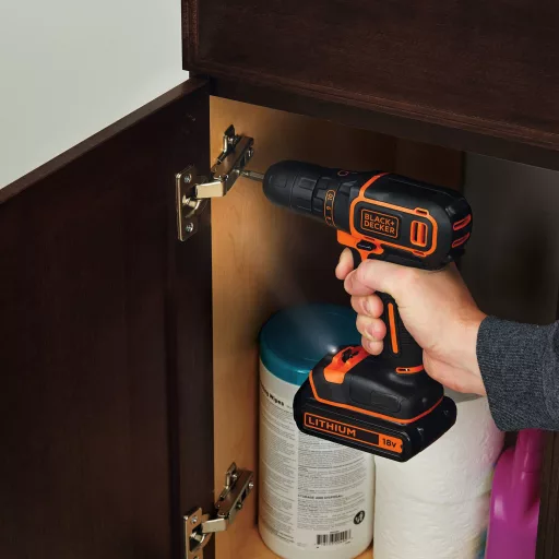 Black & Decker BDCDC18K-QW fúrógép Kulcsnélküli Fekete, Narancssárga