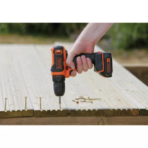 Black & Decker BDCDD12-QW fúrógép Kulcsnélküli Fekete, Narancssárga