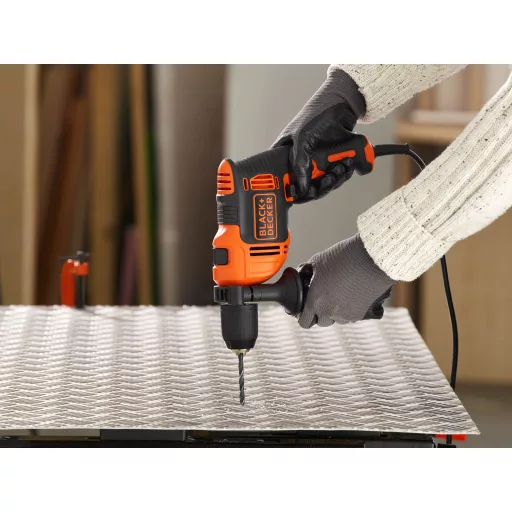 Black & Decker BEH710-QS fúrógép 2800 RPM Fekete, Narancssárga