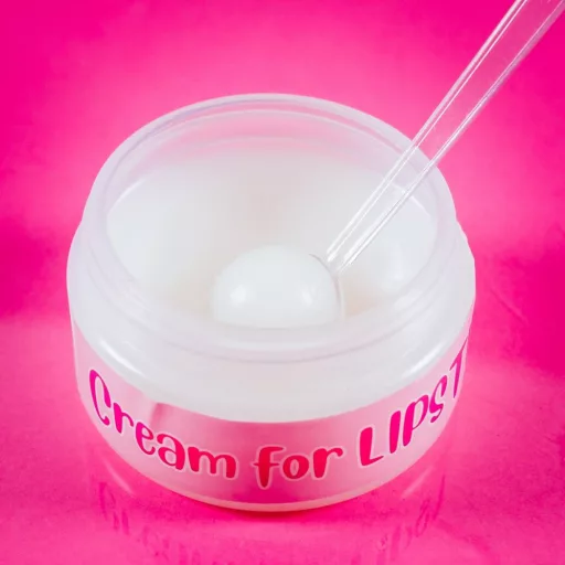 Scientific laboratory Im a Genius - Manufacture of lipstick