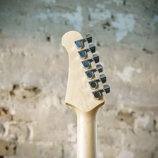 Yamaha PAC112J Elektromos gitár 6 húrok Fekete, Barna, Fehér