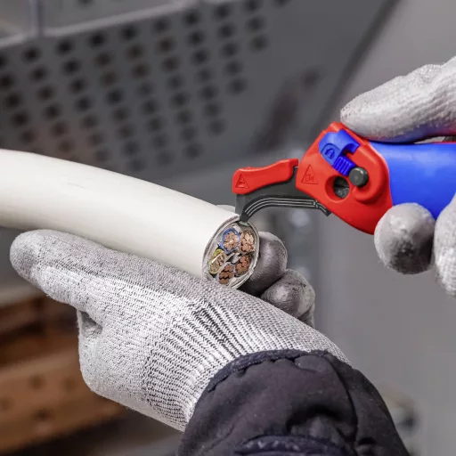 Knipex 16 50 145 SB nem csoportosított