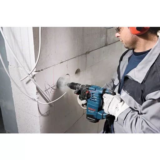 Bosch 0 611 24A 000 fúrókalapács 800 W 900 RPM SDS Plus