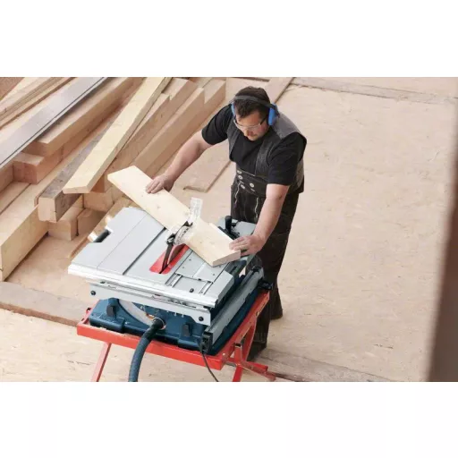 Bosch GTS 10 XC Professional 2100 W 3200 RPM
