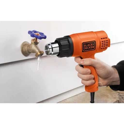 Black & Decker KX1650-QS hőpisztoly Hőlégpuska 740 liter per perc 600 °C 1750 W Fekete, Narancssárga