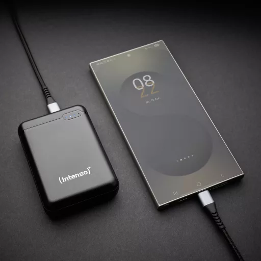 Intenso XS10000 Lítium-polimer (LiPo) 10000 mAh Fekete