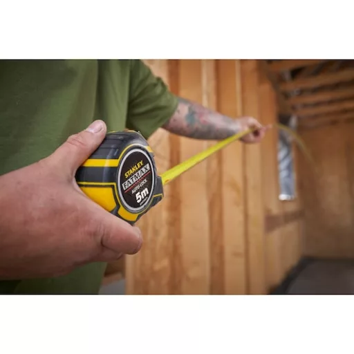 Stanley XTHT0-33671 mérőszalag 5 M Fekete, Sárga