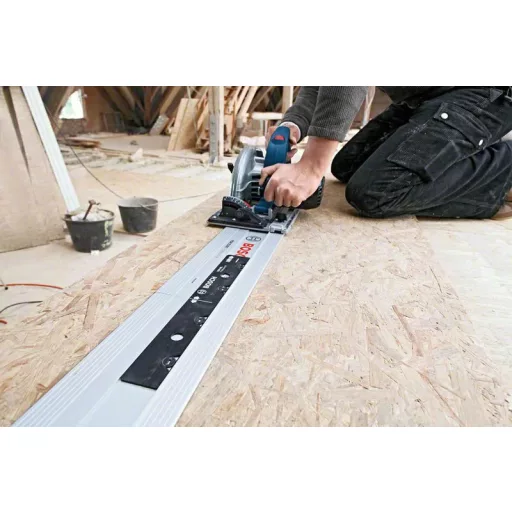 Bosch GKS 85 G + FSN 1400 23,5 cm Fekete, Kék 5000 RPM 2200 W