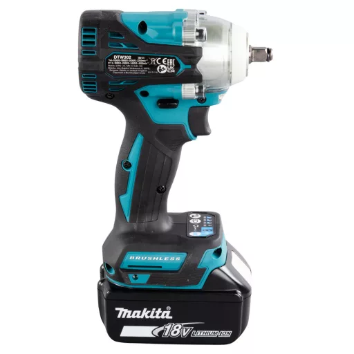 Makita DTW302Z motoros csavarkulcs 3/8" 3200 RPM Fekete, Kék 18 V